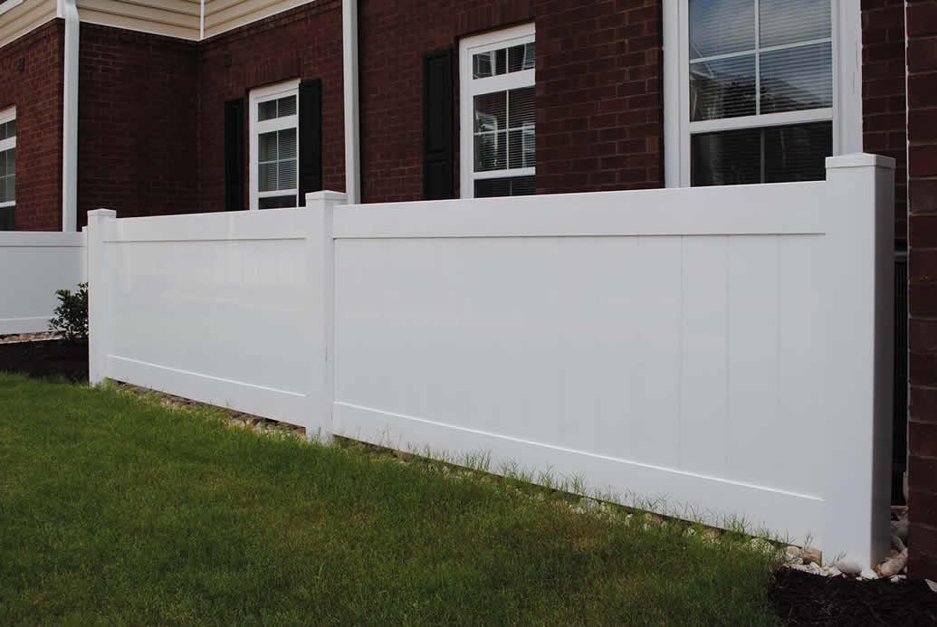Residential Vinyl Fence Tuscaloosa AL - Fencing Contractors